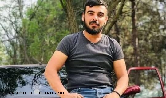 AKÇEŞMEDEKİ KAZADA YARALANAN GENÇ YAŞAM SAVAŞINI KAYBETTİ